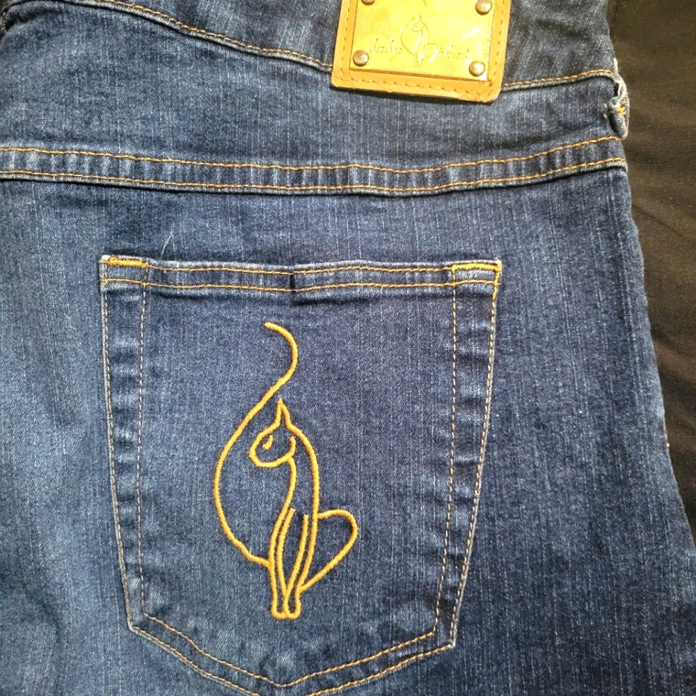 Jeans - Picture 3 of 3